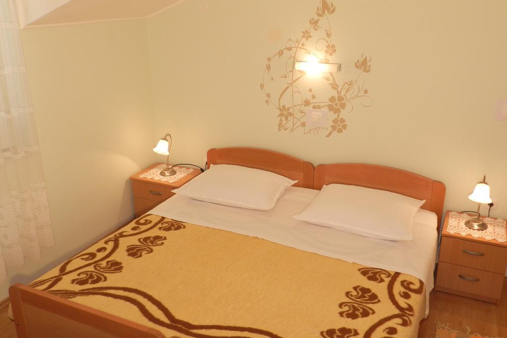 Apartments Milka Vodice Room photo